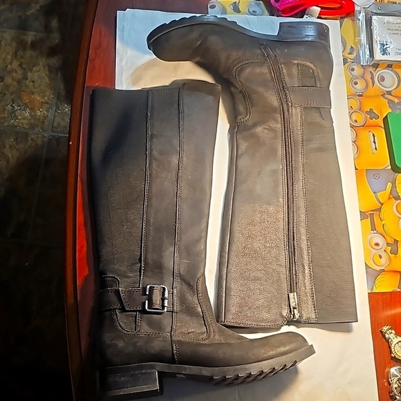 Kenneth Cole Reaction Leather Knee High Boots - Picture 1 of 10